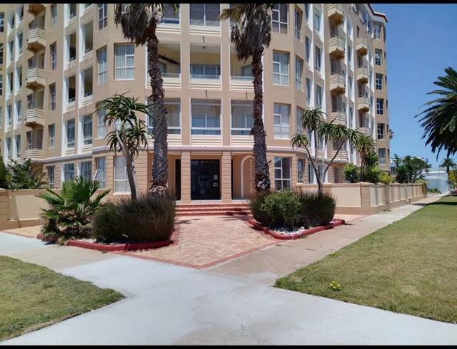 2 BEDROOM APARTMENT FOR SALE IN SUMMERSTRAND